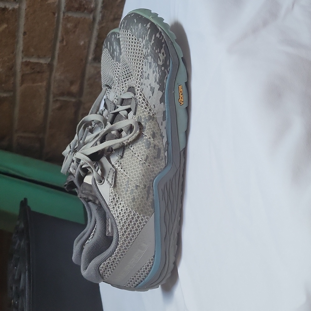 Women's Merrill hiking sneaker